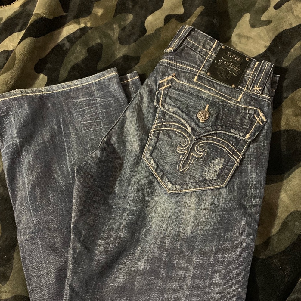 ✨ Men’s Rock Revival Jeans ✨